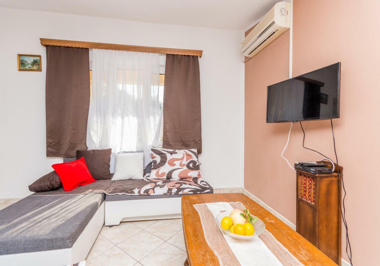 Agape Apartments บีโอกราดนาโมรู ภายนอก รูปภาพ